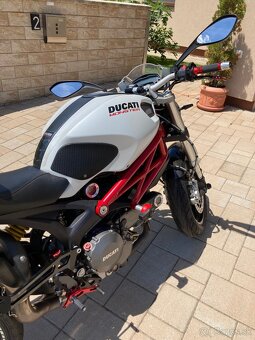 Ducati Monster 796 ABS - 4