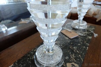 Luxusná nová nočná alebo stolová lampa zo skla a krištálu - 4