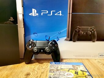 PS4 500GB - 4