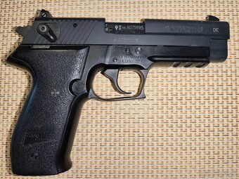 Pištoľ Sig Sauer Mosquito kal. 22 LR - 4