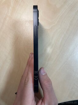 NOVÝ Housing iPhone 12 black - 4