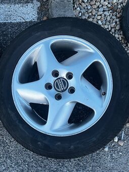 Volvo Columba alu R16 + pneu - 4