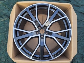 Originální 22 palcové disky Audi Performance pro Q - 4