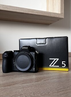 Nikon Z5 (telo) - 4