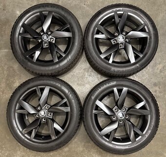 Zimna sada Škoda Octavia 4 - 5x112 R17 205/55/17 Lyra Black - 4