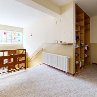 Nová ponuka - Pekný, veľký rodinný dom v obci Blatné - 4