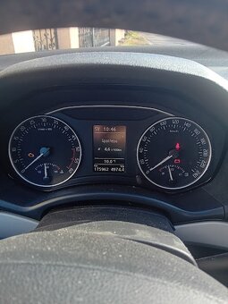 Škoda Octavia ll,1,6 TDI Eleg, r.v. 2011, 177200km - 4