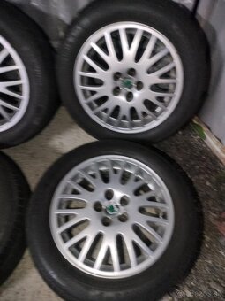 4ks alu disky orig. Škoda 5x100 r16 pneu 205/55 r16 6mm - 4
