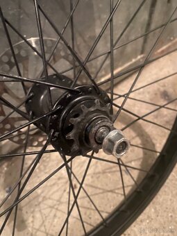 Dirt kolesa 24 / single speed, 140 brzdový kotúč - 4