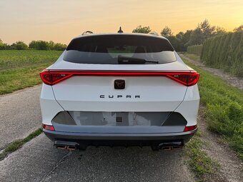 Cupra Formentor 1.4 TSI eHybrid 245k DSG Veloz - 4