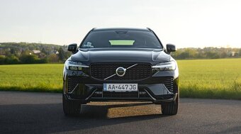 Volvo XC60 B4 R-Design A/T (odpočet DPH) - 4