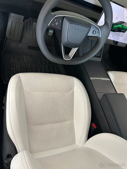 Tesla model 3 (Highland) Long Range All-Wheel Drive - 4