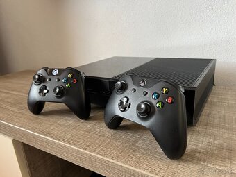 Predám Xbox One 500MB + 9 Hier - 4