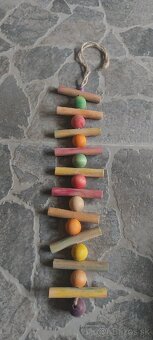 Hračky, veci pre papaggáje - 4