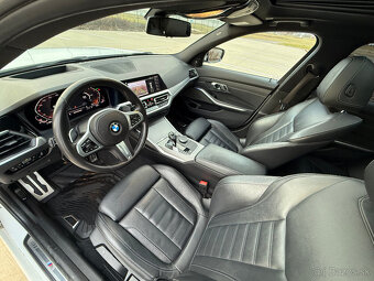 BMW 330i M-Sport - 4