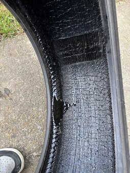 predam pirell 225/45 R17 - 4