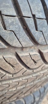 Predam  na suv  pneumatiky  265 / 70 R15 - 4