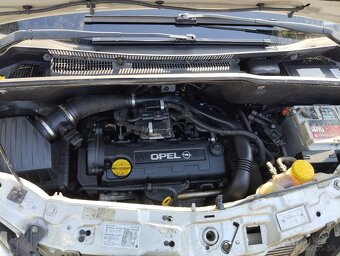 Meriva 1,7 dci - 4