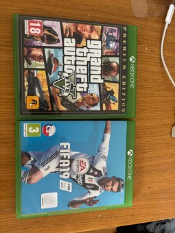 Xbox ONE S - 1TB - 4