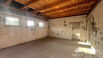 Ponúkame na predaj rozostavanú  stavbu bungalovu v obci Mark - 4