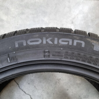 Zimné pneumatiky 235/45 R18 NOKIAN - 4