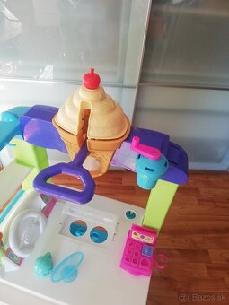 Play-Doh zmrzlinársky vozík - auticko - 4