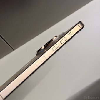 iPhone 16 Pro max 256GB desert titanium - 4