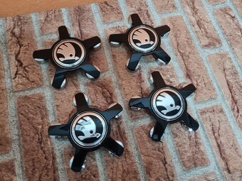 Hviezdicové pukličky krytky kolies do AUDI elektrónov - 4