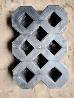 Forma na betónové vyrobky - 4