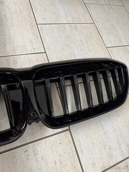 Predna maska BMW G20/21 - 4