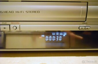 VHS-DVD rekordér Funai DRV-A3635 - 4