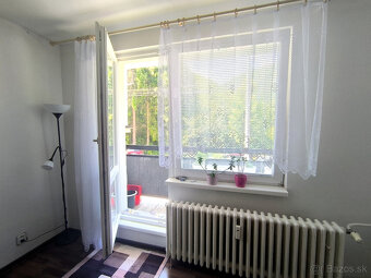 REZERVOVANÉ ZREKONŠTRUOVANÝ ZARIADENÝ VEĽKÝ /64,11M2/ STRED - 4