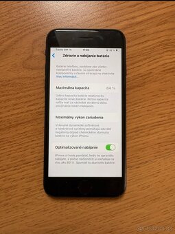 iPhoneSE2020 - 4