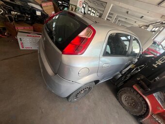 Rozpredám na diely Fiat Grande Punto 1.3 JTD 199A3000 - 4