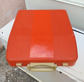 Retro písací stroj v kufríku Chevron - 4