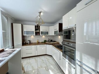 Na predaj byt 3+1 s komorou a dvomi balkónmi v meste Skalica - 4