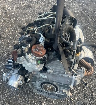 Motor Volvo D5204t7 - 4
