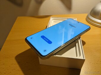 Samsung Galaxy S21 FE 5G - 4