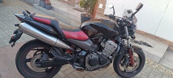 Honda CB 900F - 4