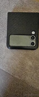 Samsung Zflip4 - 4