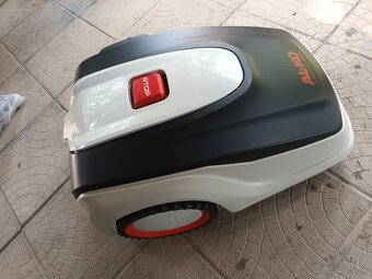 predám roboticku kosačku - 4