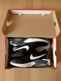 Nike Air Max - 4
