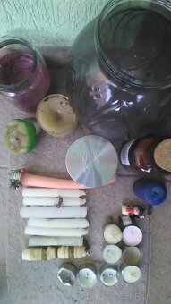 Predám náhrobné kahance,sviečky, svietnik,váhu,nožnice,kôš - 4