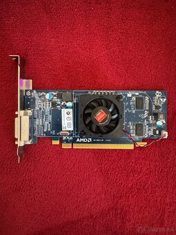 Intel i3 + AMD Radeon HD 6450 - 4