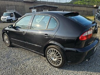 Seat Leon 1.8 Turbo Top Sport Rezervované - 4