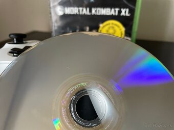 Xbox One S + 2 hry - 4