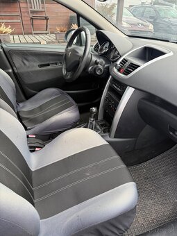Peugeot 207 - 4