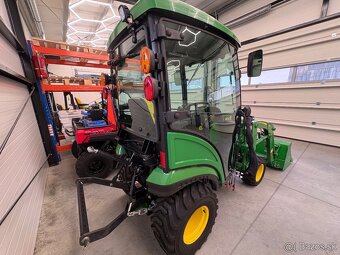 John deere 1025r - 4