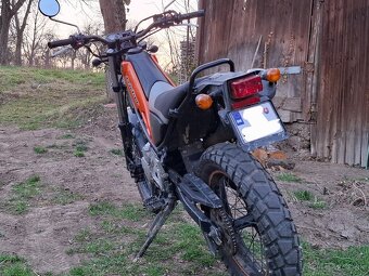 Yamaha XG 250 Tricker - 4