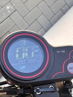 Elektrická kolobežka KugooKirin M4Pro - 4